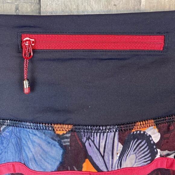 Lululemon Run-Speed Short in Biggie So Fly Butterfly Size 8. - Picture 8 of 16